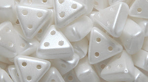 63TI612-P3: Czech Emma Bead Snow White 3-hole 3x6mm 600 Pieces