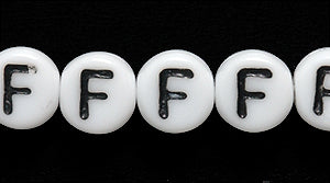 6LB-F: CZ Alphabet Beads- F White/black 6mm 400PC