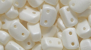 36TI910-NG: Czech Dracula Two Hole Lumi Powdery White 4x6 Gid - 400 Pieces