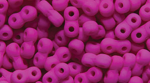 25TQ696-N: Czech Infinity Neon Purple Matte 2x5mm - 1200 Pieces