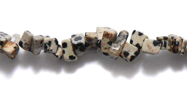 99ST408-DA: Dalmation Jasper Chips 5-8mm 36"R