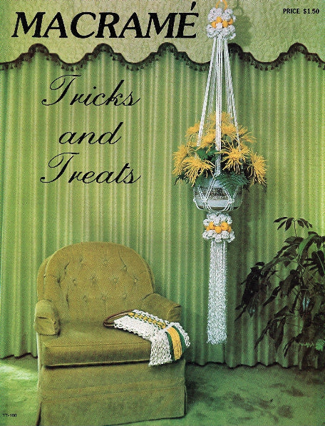 BK567-NW: Vintage Macrame Tricks And Tips Book