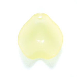 64PL322: Plastic Flower Petal Yellow 14mm-25PC