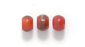 4HR247: Horn Round Red Amber Color 4-5mm Average 200 Pieces