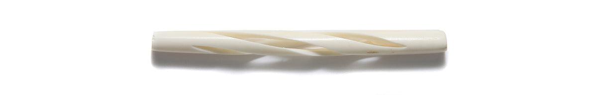 72IP114-S: India Bone Pipe 3 In Carved Swirl 5 Pieces