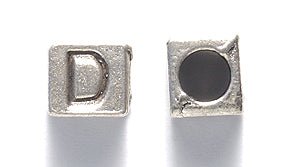 ME5955-D: Alphabet Cube D Silver 7mm-15PC