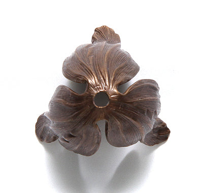 VJ1010: Vintaj Flourish Petal Bead Cap 14x22mm