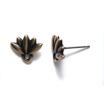 TC1082-AB: Earring Post Lotus 10mm Ant Brass