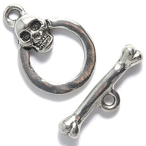 PW5836S: Toggle Skull And Bones Ant Pewter 14x20mm