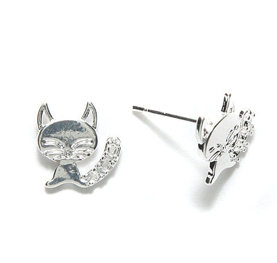 ME4149-BS: Brass Earring Cat SPL 11mm 1PR