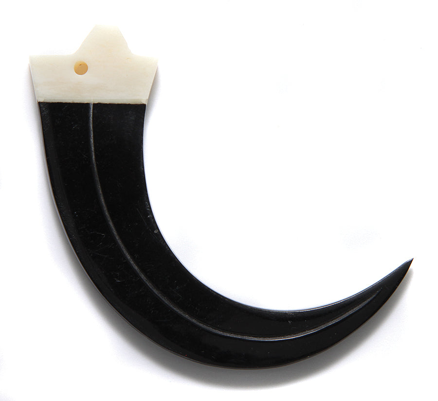 BN346: BN346 Bone Claw Shape 80mm 1PC