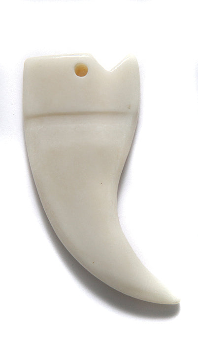 BN375-58: BN375-58 Bone Claw Shape WHT 22x46mm 3PC