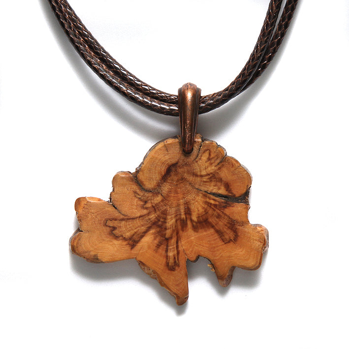 WO102-F: Cedar Burl Wood Pendant F 35mm 1 Piece