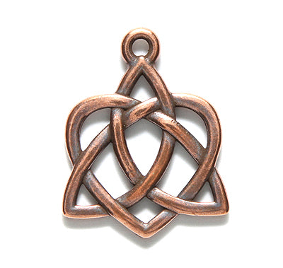 TC2390-AC: Charm Trinity Heart Ant CPPR 27mm