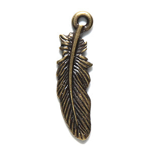 TC2046-AB: Charm Feather 23mm Ant Brass