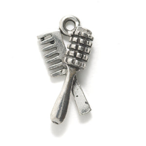 PW9133-S: Charm Brush And Comb Ant Pewter 10x20mm 1PC