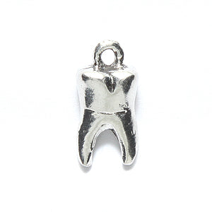 PW6382-S: Charm Tooth 16mm Ant Pewter 1PC