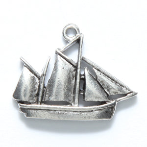 PW6313-S: Charm Sailboat 17x22mm Ant Pewter 1PC