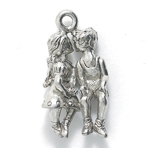 PW5125-S: Charm Kissing Kids Silver 12x23mm-1PC