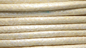 20CH651-25: Waxed Cord Pearl Light Tan 2mm 25MTR SP