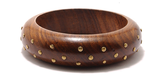 IN421-7: Wood Bangle With Gold Nail 22mm