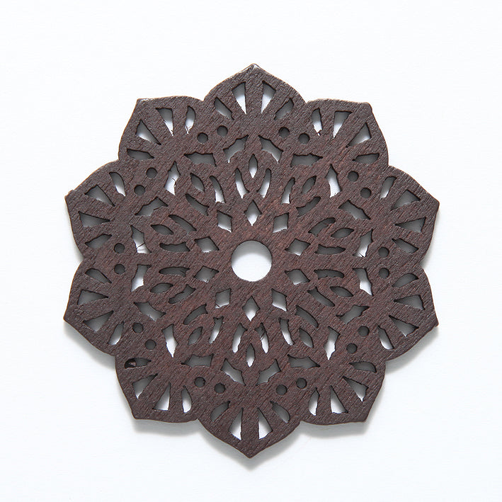 48WC822-58: Wood Snowflake 48mm Dark -3PC