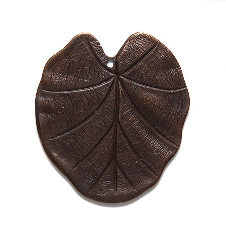 VJ6115: Vintaj Nouveau Leaf Pendant 28x31mm