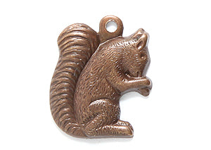 VJ6082: Vintaj Gathering Squirrel 12.5x16.5mm