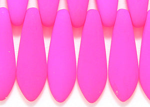 92DP694-NM: CZ Spear Neon Pink Matte 5x16mm 120PC