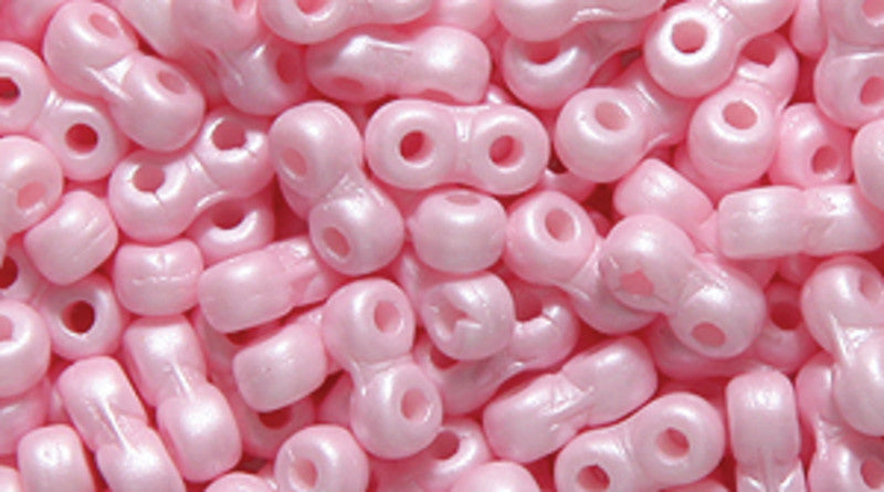 25TQ991R: CZ Infinity PWDR Prl Baby Pink 2x5mm-150PC