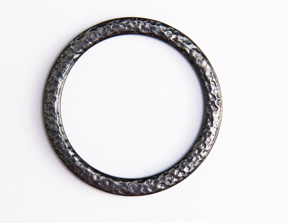 TC3231-GM: Hammered 1.25in Ring 20mm ID Black