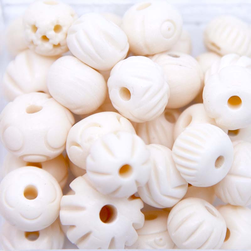 BN125-1CMX: Bone RND Carve Mix WHT 10-15mm 50GM