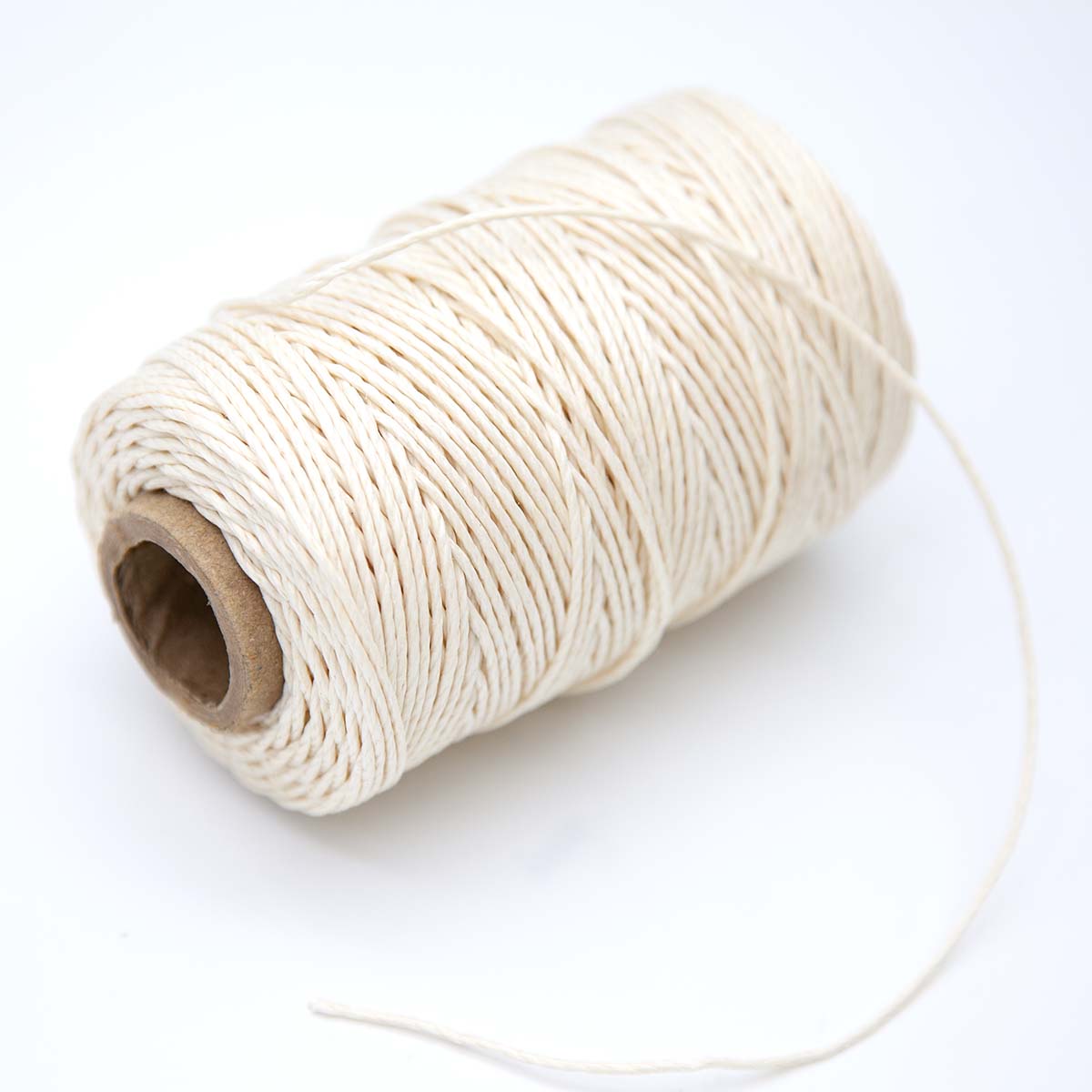 15CH114-00: Flax Cord Cream 1.5mm 100 Meter Spool