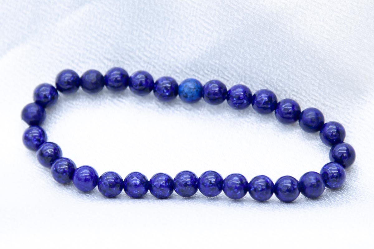 ST409-BR: Lapis Stretch Bracelet 6mm Enhanced Color