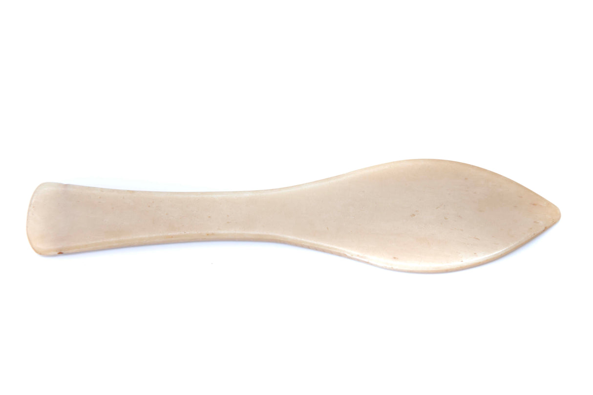 BN296-6AN: Bone Paddle 6 Inch Tea Dyed 6 Inch