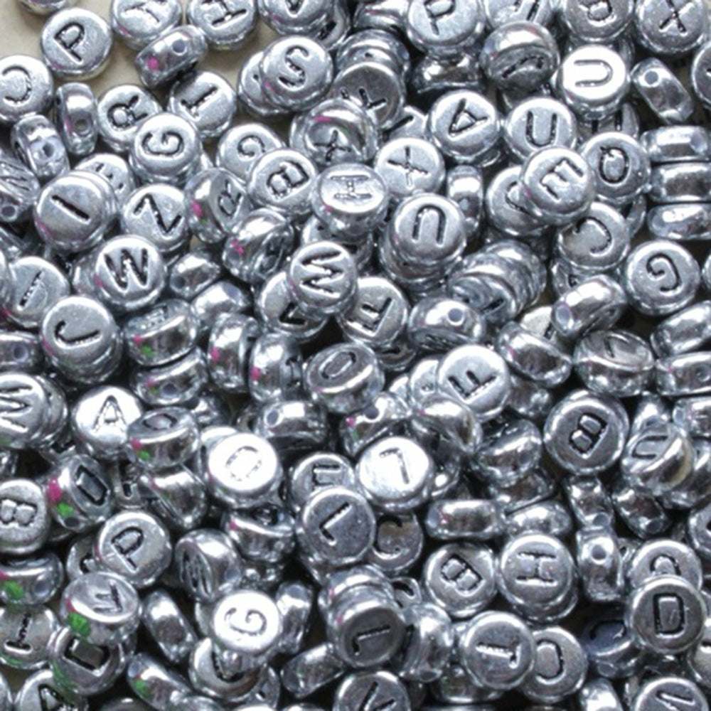 PL200-16: Acrylic Alphabet Silver/Black Disc 4x7mm 200Pcs