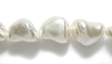 94MP611-P2: Mother Of Pearl Pearlized Nugget 16 inch Strand - String