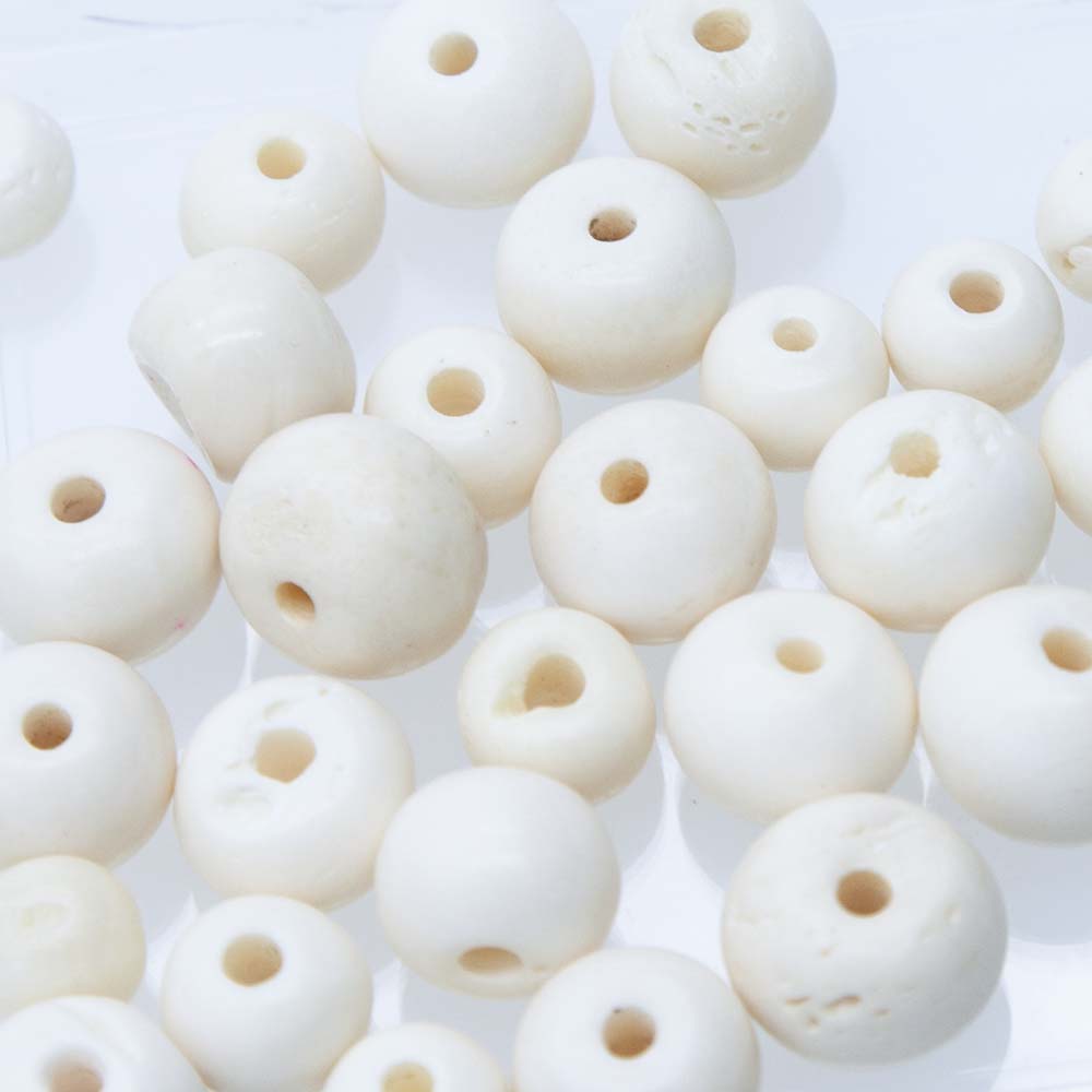 BN125-1MX: Bone Round Mix White 10-15mm 50 Grams