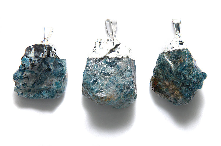 ST25-70: Brazil Rough Blue Apatite Silver Plating 25-40mm Av 1 Piece