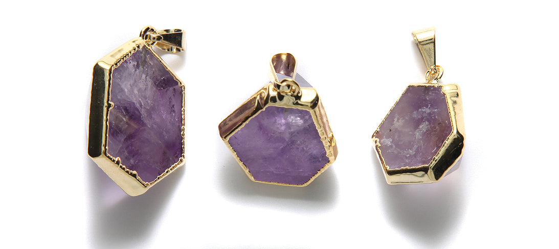 ST25-120G: Brazil Amethyst Hexagon 25-40 Pendant Gold Plate 1 Each